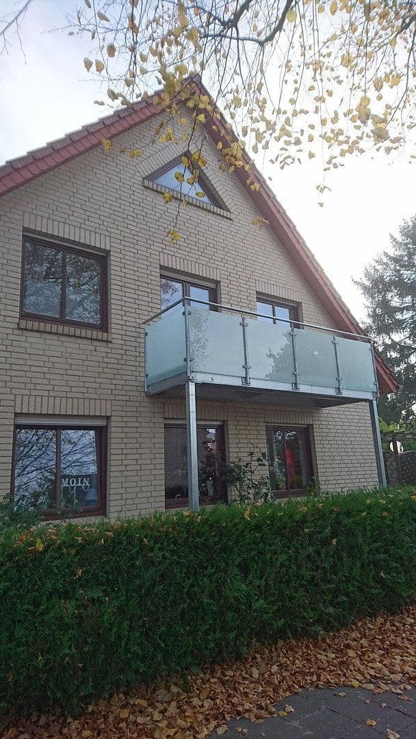 Prenájom bytu 5-izbový 135 m², Lotjeweg 37, Bremerhaven, Brémy Prenájom bytu 5-izbový 135 m², Lotjeweg 37, Bremerhaven, Brémy