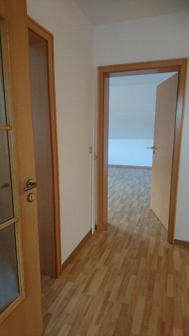 Prenájom bytu 5-izbový 135 m², Lotjeweg 37, Bremerhaven, Brémy Prenájom bytu 5-izbový 135 m², Lotjeweg 37, Bremerhaven, Brémy