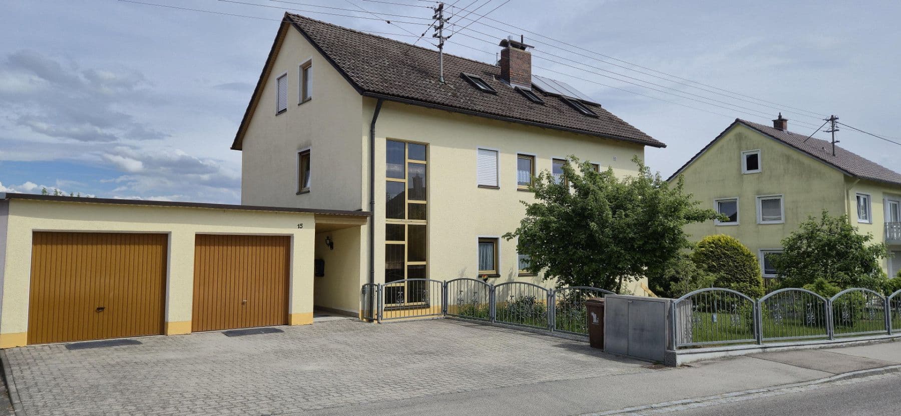 Predaj domu 229 m², pozemok 1.040 m², Biberbach, Bavorsko Predaj domu 229 m², pozemok 1.040 m², Biberbach, Bavorsko