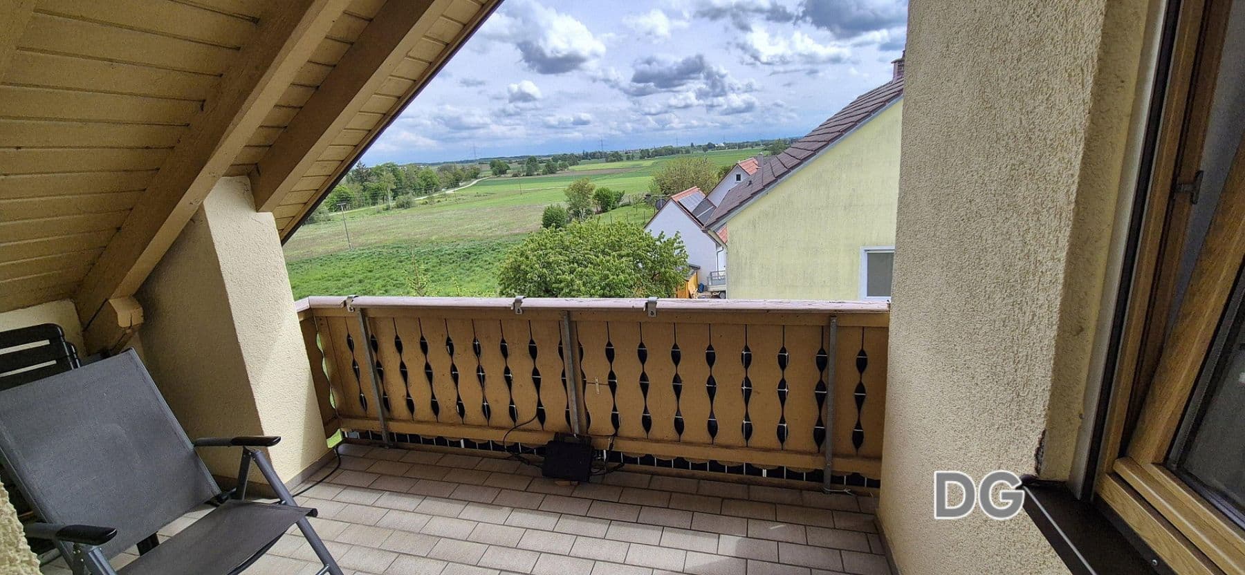 Predaj domu 229 m², pozemok 1.040 m², Biberbach, Bavorsko Predaj domu 229 m², pozemok 1.040 m², Biberbach, Bavorsko