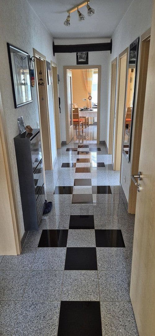Predaj domu 229 m², pozemok 1.040 m², Biberbach, Bavorsko Predaj domu 229 m², pozemok 1.040 m², Biberbach, Bavorsko