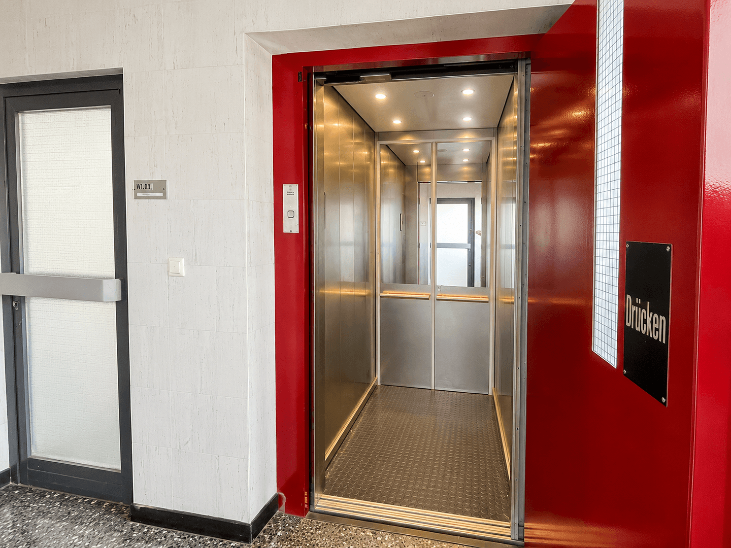 Prenájom bytu 3-izbový 74 m², Am Wehrbusch 7, Laatzen, Dolné Sasko Prenájom bytu 3-izbový 74 m², Am Wehrbusch 7, Laatzen, Dolné Sasko