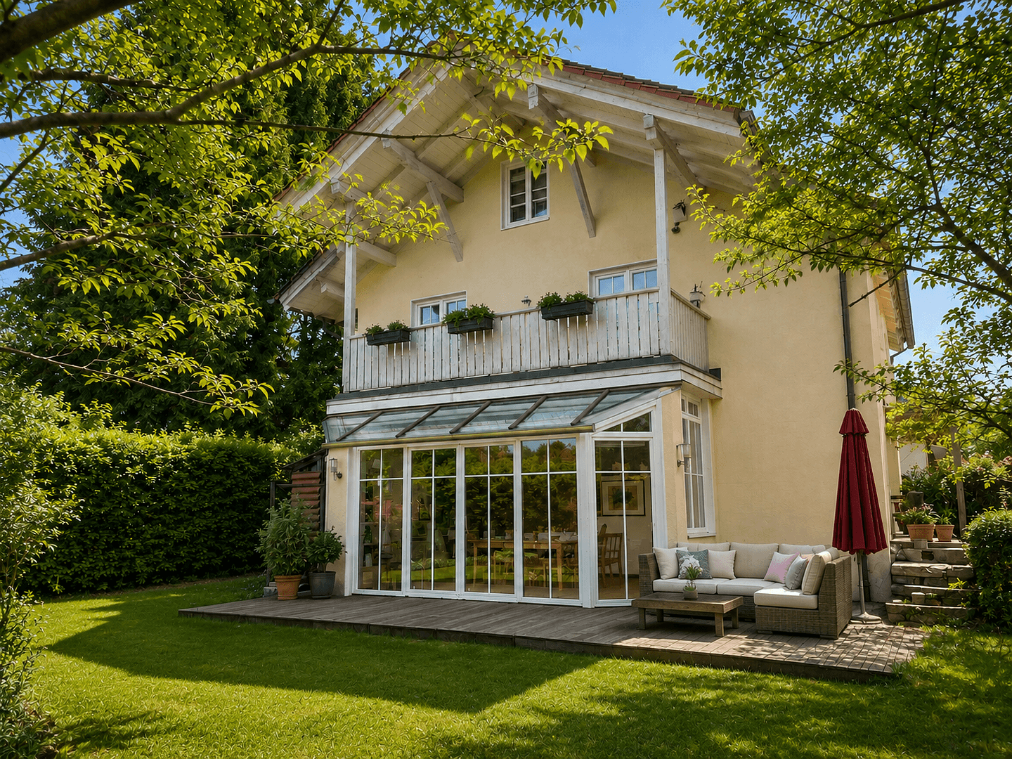 Predaj domu 196 m², pozemek 866 m², Bernau am Chiemsee, Bavorsko Predaj domu 196 m², pozemek 866 m², Bernau am Chiemsee, Bavorsko