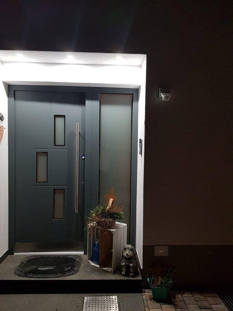 Prenájom domu 155 m², pozemek 300 m², Neuberg, Hesensko Prenájom domu 155 m², pozemek 300 m², Neuberg, Hesensko