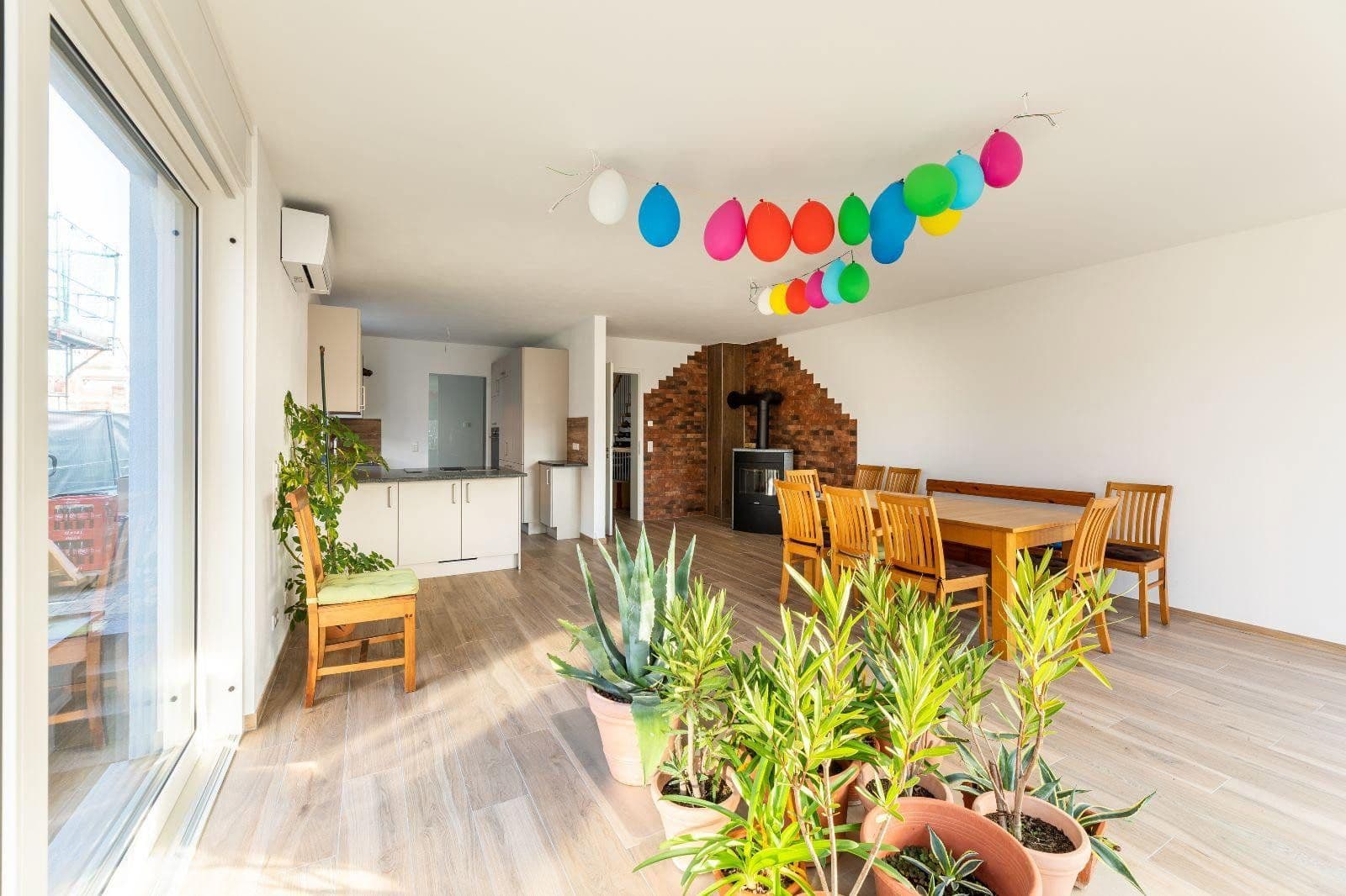 Prenájom domu 155 m², pozemek 300 m², Neuberg, Hesensko Prenájom domu 155 m², pozemek 300 m², Neuberg, Hesensko