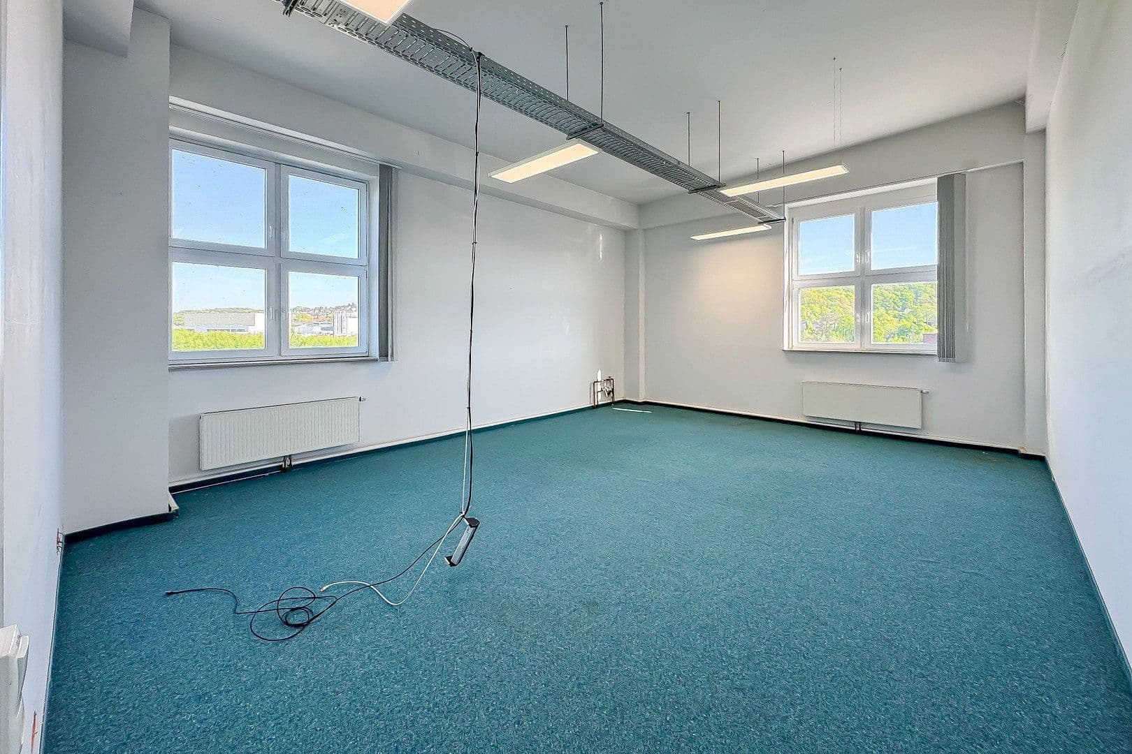 Prenájom nebytového priestoru 195 m², Stockumer Straße 28, Witten, Severné Porýnie - Westfálsko Prenájom nebytového priestoru 195 m², Stockumer Straße 28, Witten, Severné Porýnie - Westfálsko