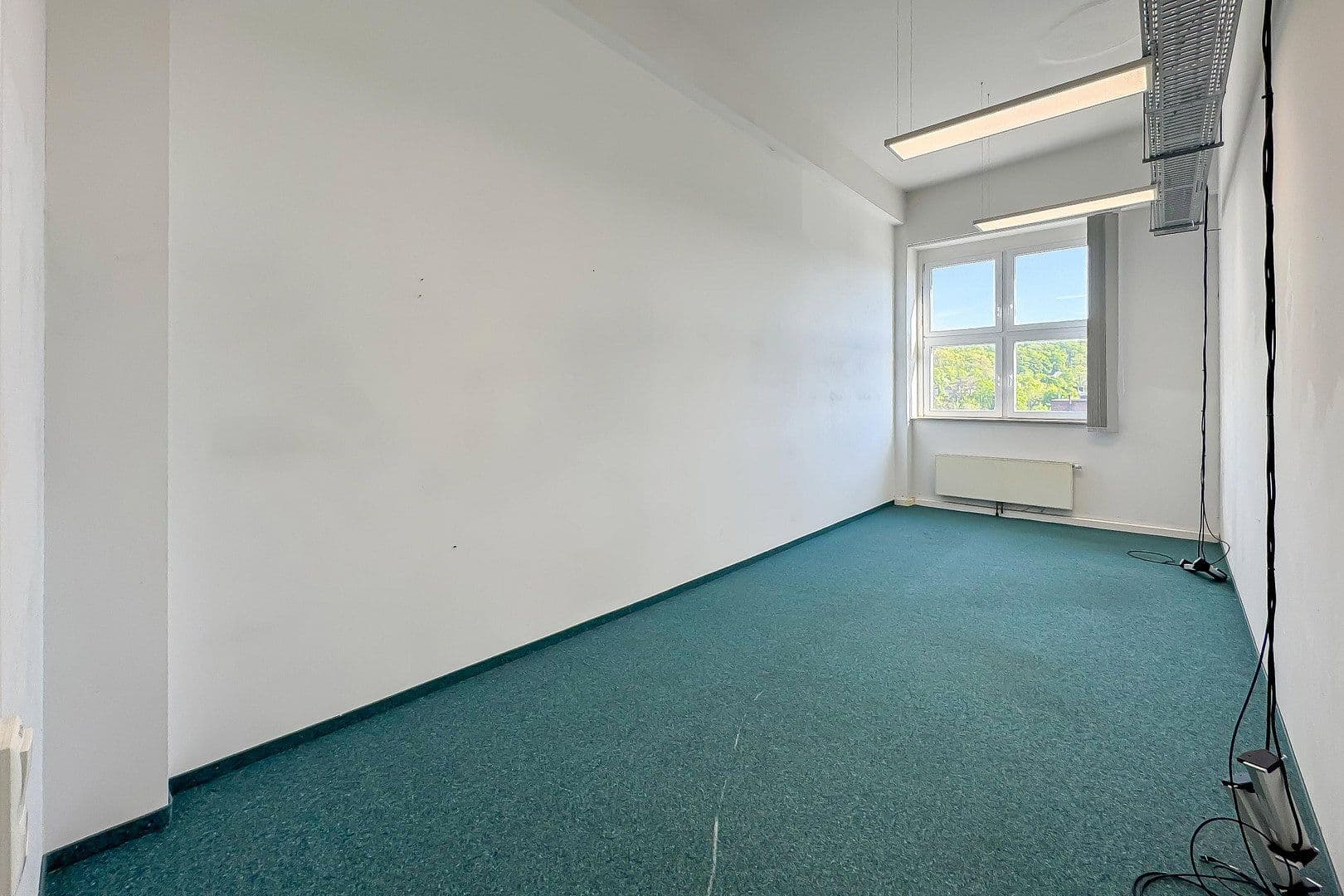 Prenájom nebytového priestoru 195 m², Stockumer Straße 28, Witten, Severné Porýnie - Westfálsko Prenájom nebytového priestoru 195 m², Stockumer Straße 28, Witten, Severné Porýnie - Westfálsko