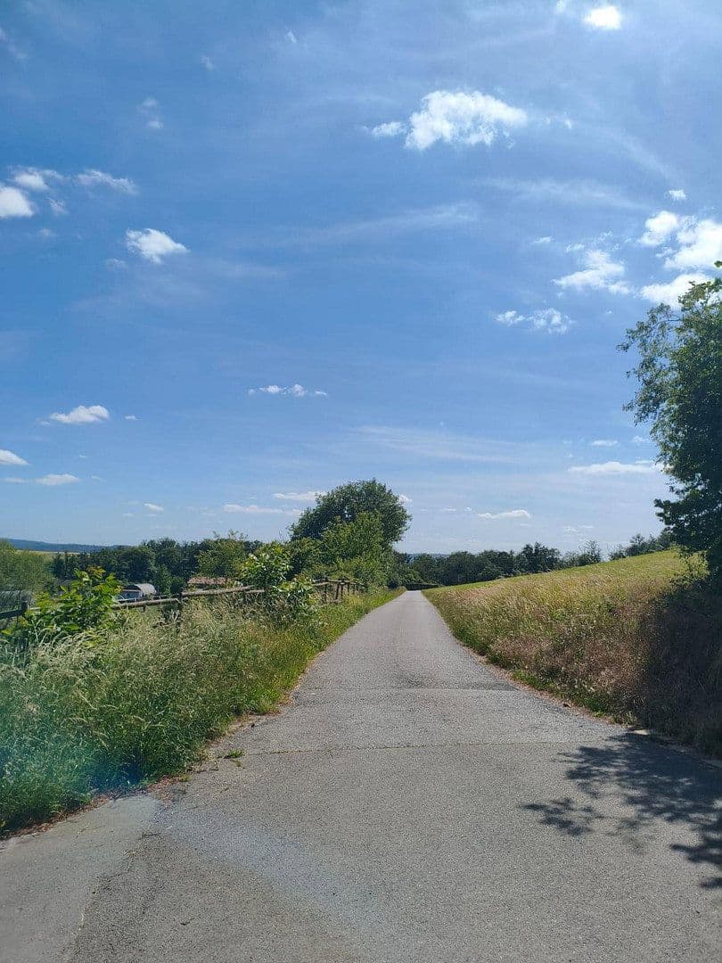 Predaj domu 266 m², pozemek 1.300 m², Schlehenweg 37, Heidenrod, Hesensko Predaj domu 266 m², pozemek 1.300 m², Schlehenweg 37, Heidenrod, Hesensko