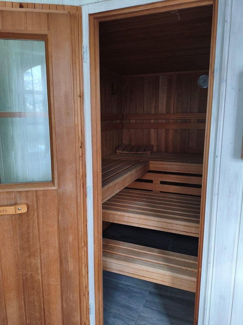Predaj domu 266 m², pozemek 1.300 m², Schlehenweg 37, Heidenrod, Hesensko Predaj domu 266 m², pozemek 1.300 m², Schlehenweg 37, Heidenrod, Hesensko