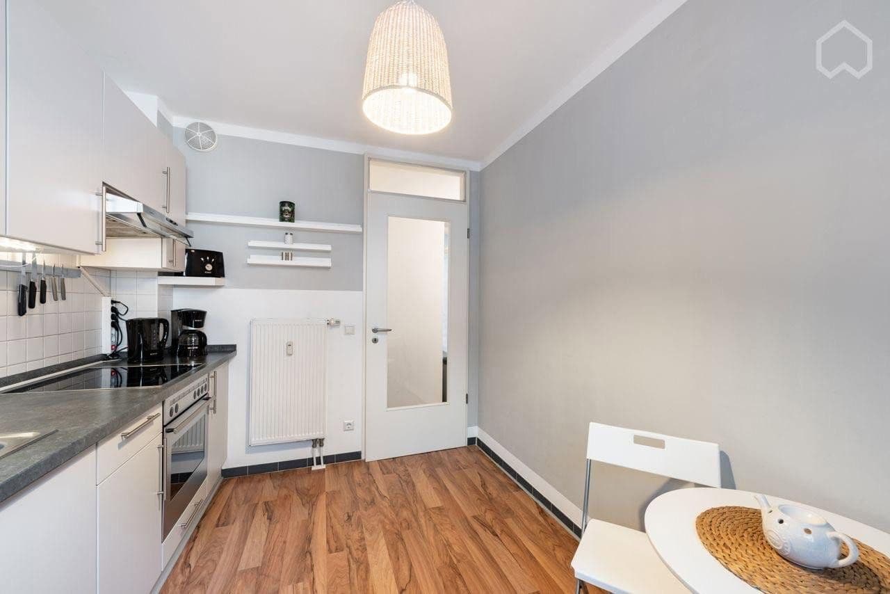 Prenájom bytu 3-izbový 70 m², Hamburg, Hamburg Prenájom bytu 3-izbový 70 m², Hamburg, Hamburg