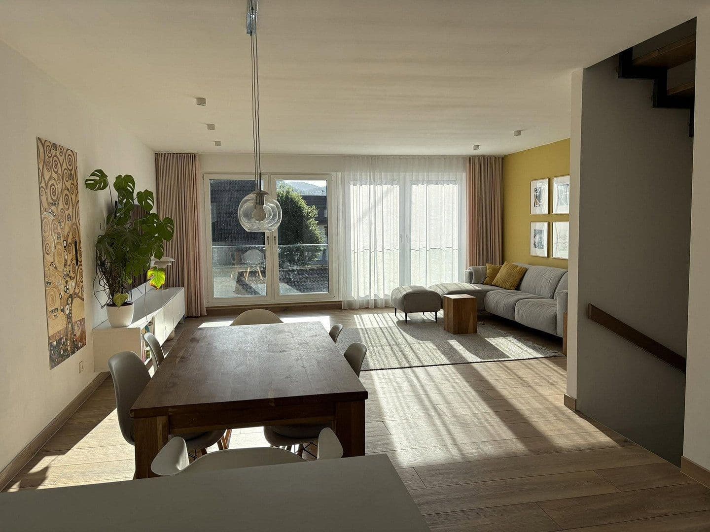 Predaj domu 197 m², pozemek 241 m², Brohl-Lützing, Porýnie-Falcko Predaj domu 197 m², pozemek 241 m², Brohl-Lützing, Porýnie-Falcko