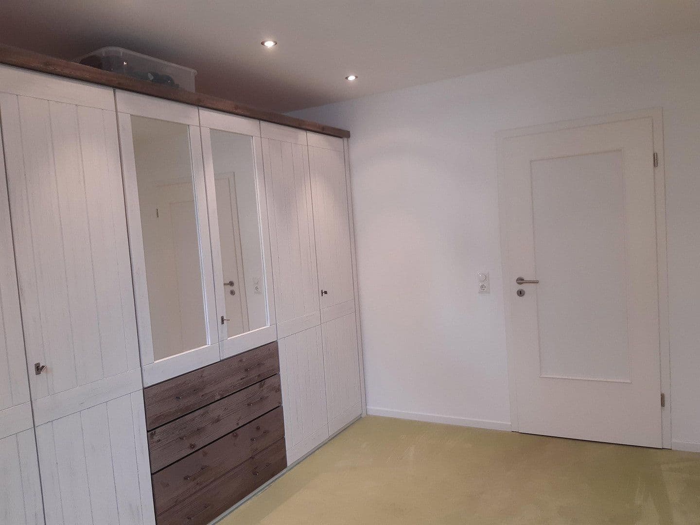 Prenájom bytu 1-izbový 80 m², Erftstadt, Severné Porýnie - Westfálsko Prenájom bytu 1-izbový 80 m², Erftstadt, Severné Porýnie - Westfálsko