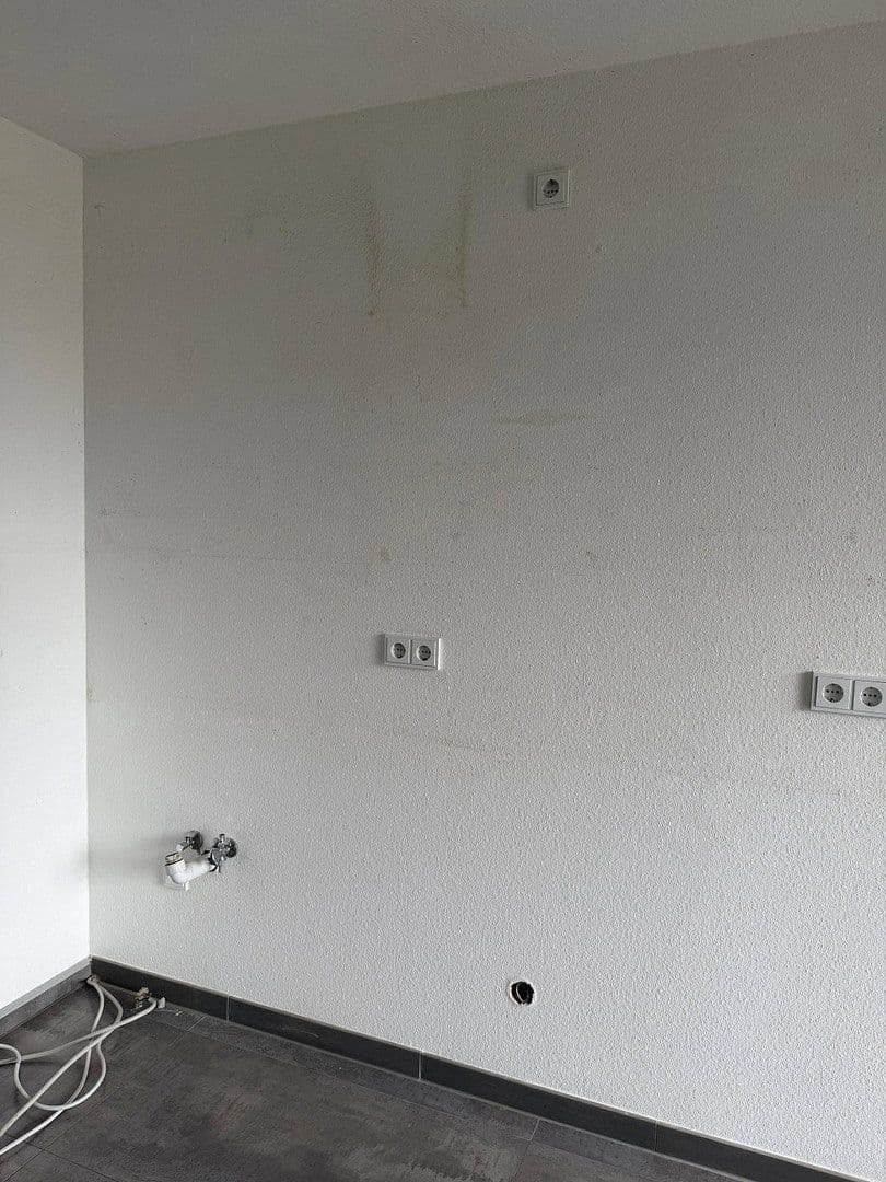 Prenájom bytu 1-izbový 106 m², Heddesheim, Bádensko-Wurttembersko Prenájom bytu 1-izbový 106 m², Heddesheim, Bádensko-Wurttembersko
