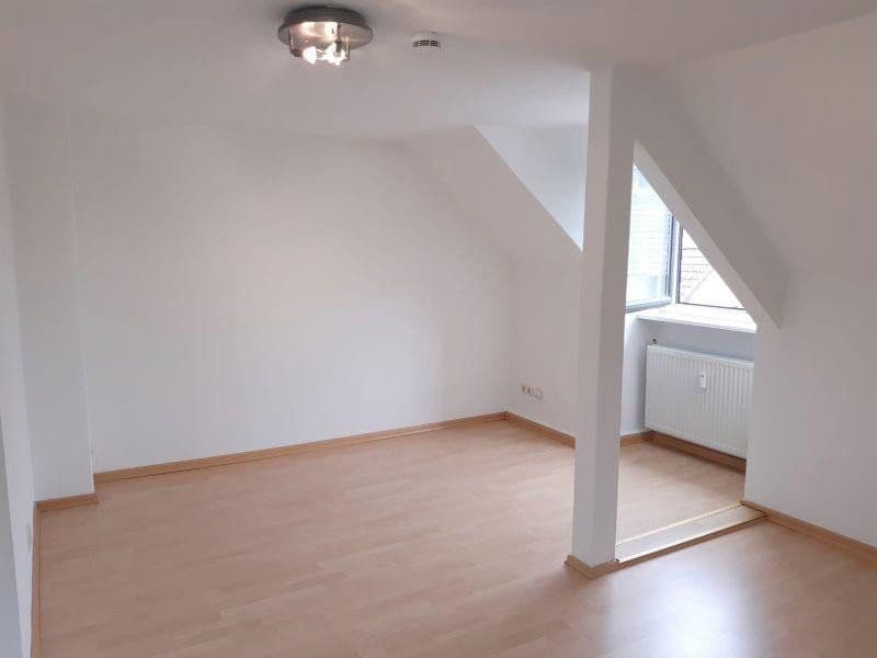 Prenájom bytu 1-izbový 28 m², Augsburg, Bavorsko Prenájom bytu 1-izbový 28 m², Augsburg, Bavorsko