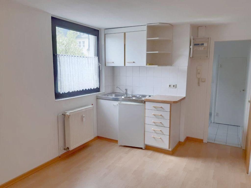 Prenájom bytu 1-izbový 28 m², Augsburg, Bavorsko Prenájom bytu 1-izbový 28 m², Augsburg, Bavorsko