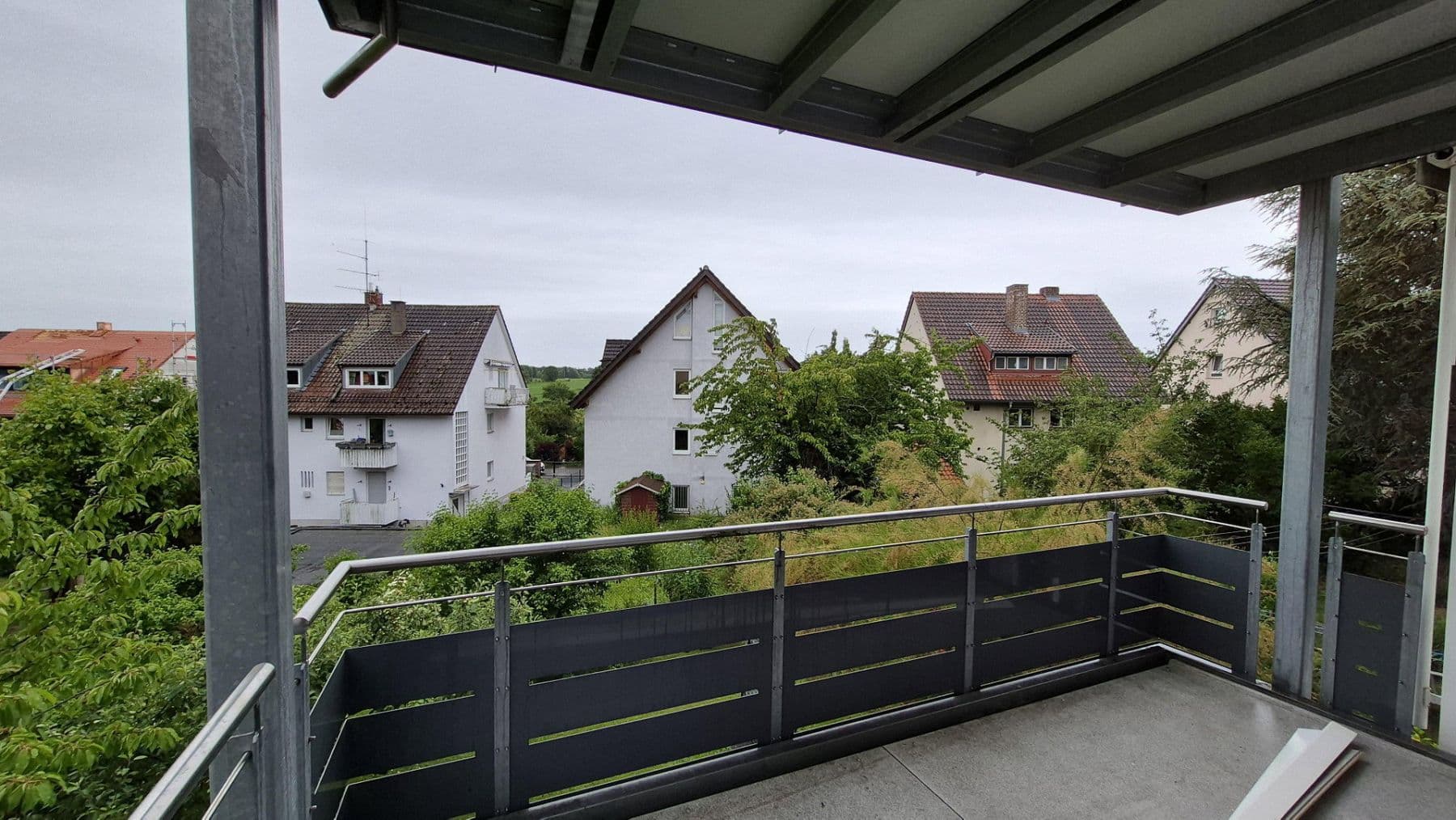 Prenájom bytu 3-izbový 87 m², Stuttgart, Bádensko-Wurttembersko Prenájom bytu 3-izbový 87 m², Stuttgart, Bádensko-Wurttembersko