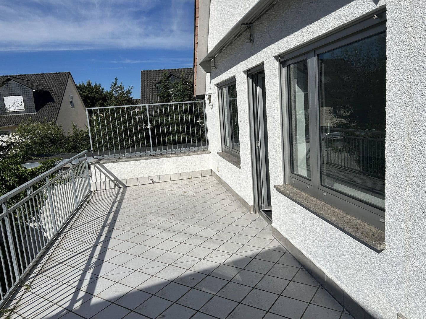 Prenájom bytu 3-izbový 102 m², Dietzenbach, Hesensko Prenájom bytu 3-izbový 102 m², Dietzenbach, Hesensko