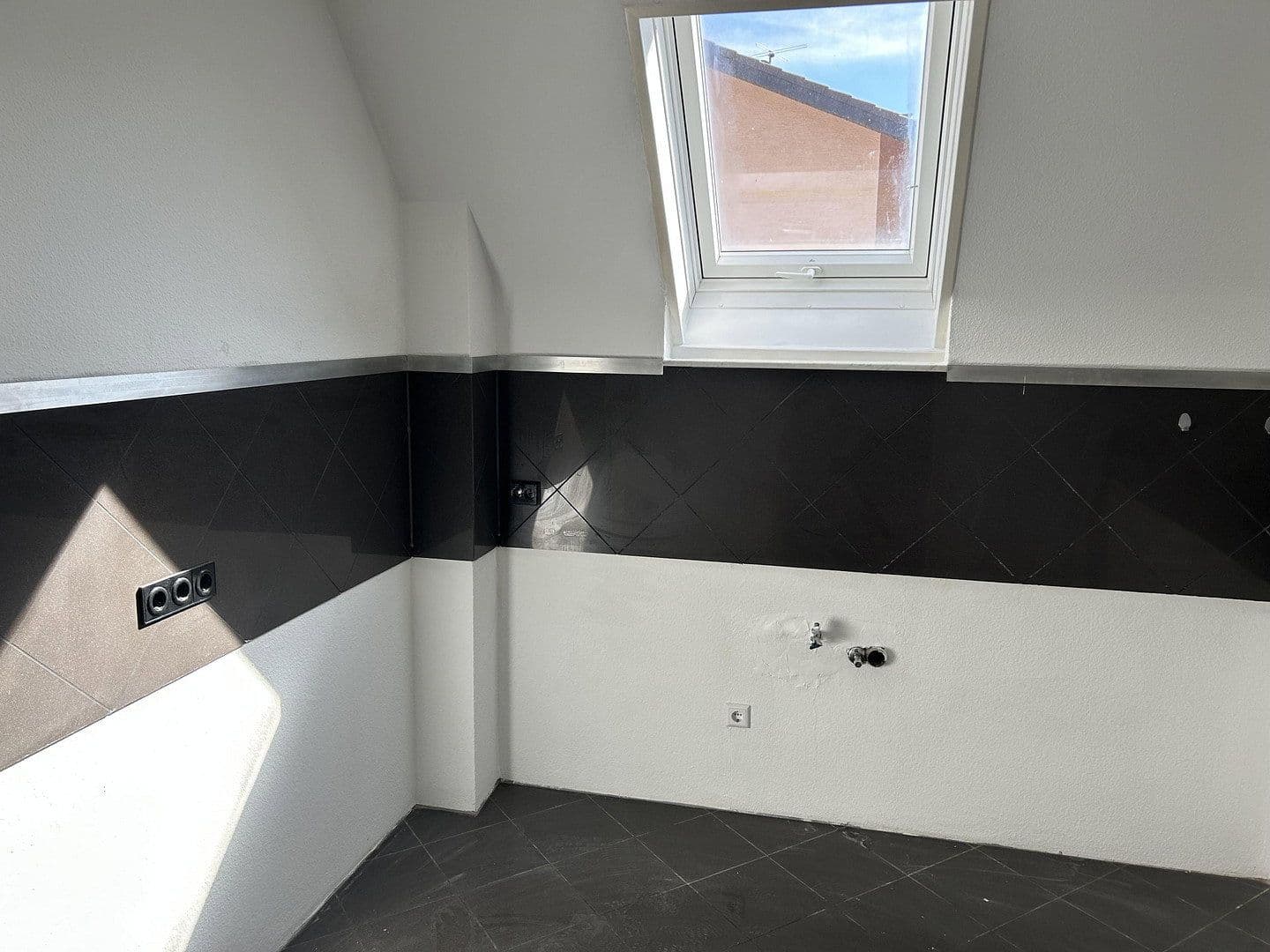Prenájom bytu 3-izbový 102 m², Dietzenbach, Hesensko Prenájom bytu 3-izbový 102 m², Dietzenbach, Hesensko