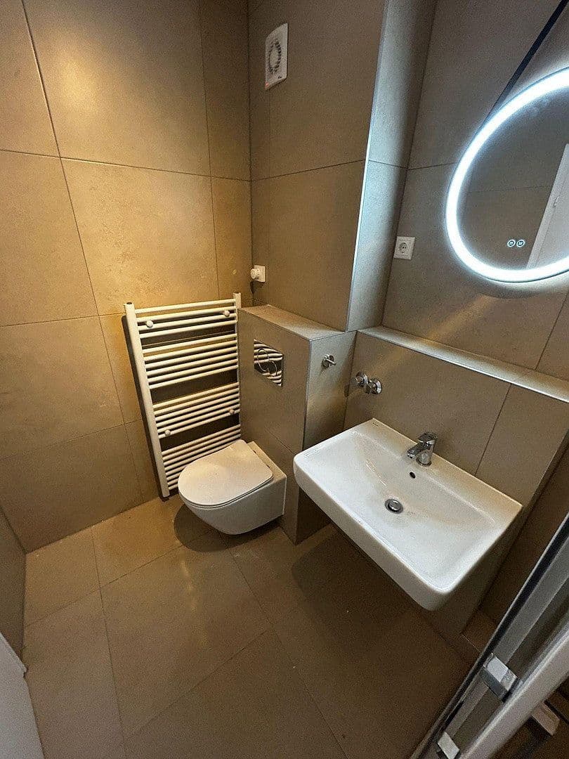 Prenájom bytu 1-izbový 37 m², Königsstraße 72, Mönchengladbach, Severné Porýnie - Westfálsko Prenájom bytu 1-izbový 37 m², Königsstraße 72, Mönchengladbach, Severné Porýnie - Westfálsko