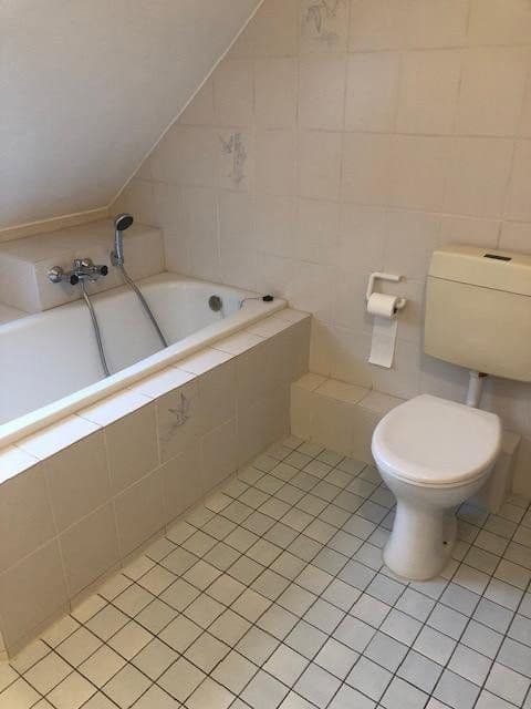 Prenájom bytu 3-izbový 85 m², Ortheck 2, Witten, Severné Porýnie - Westfálsko Prenájom bytu 3-izbový 85 m², Ortheck 2, Witten, Severné Porýnie - Westfálsko