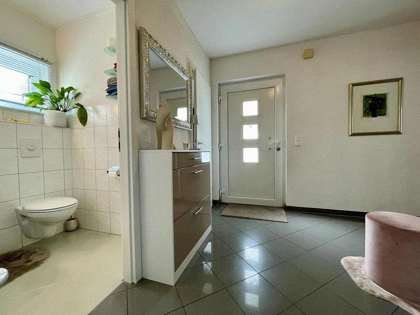 Predaj domu 200 m², pozemek 236 m², Darmstadt, Hesensko Predaj domu 200 m², pozemek 236 m², Darmstadt, Hesensko
