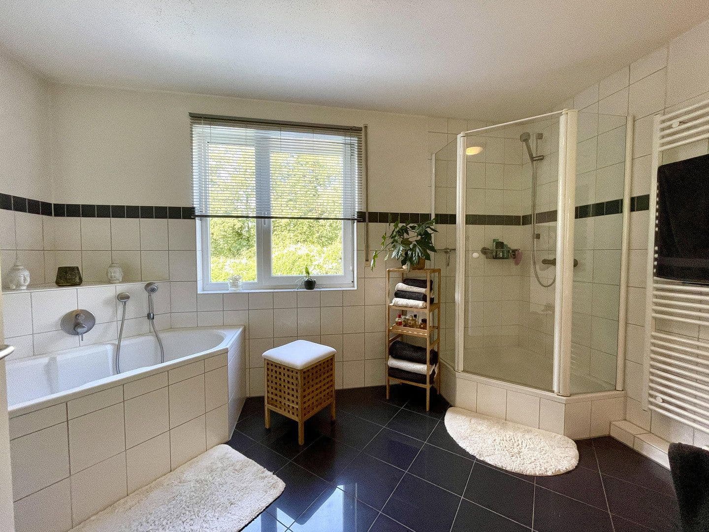 Predaj domu 200 m², pozemek 236 m², Darmstadt, Hesensko Predaj domu 200 m², pozemek 236 m², Darmstadt, Hesensko