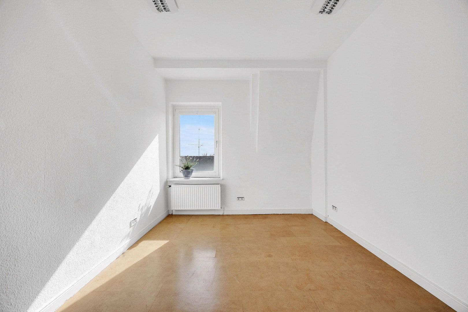 Predaj domu 500 m², pozemek 154 m², Frankfurter Straße 7, Halver, Severné Porýnie - Westfálsko Predaj domu 500 m², pozemek 154 m², Frankfurter Straße 7, Halver, Severné Porýnie - Westfálsko