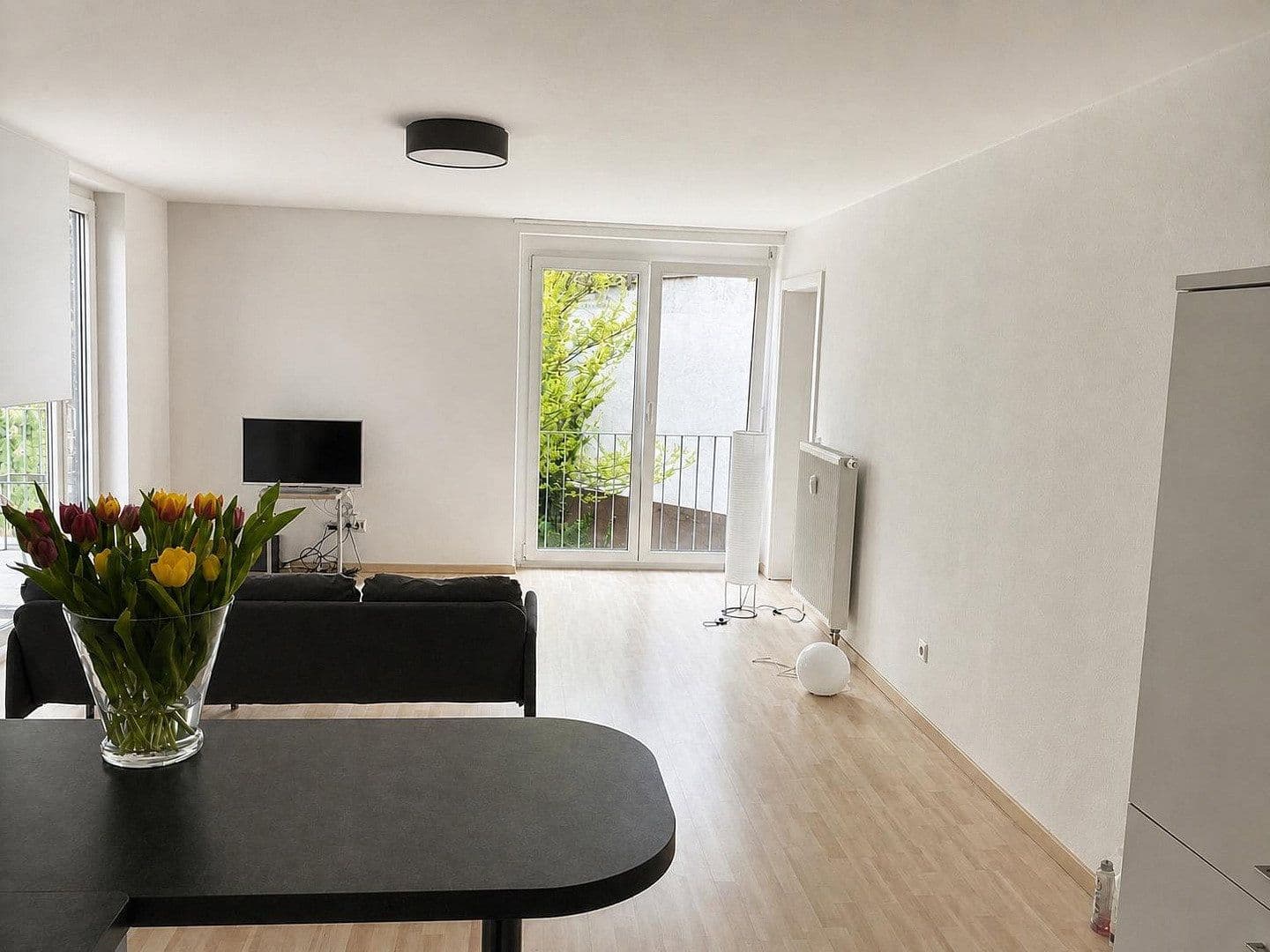 Prenájom bytu 2-izbový 75 m², Nürtingen, Bádensko-Wurttembersko Prenájom bytu 2-izbový 75 m², Nürtingen, Bádensko-Wurttembersko