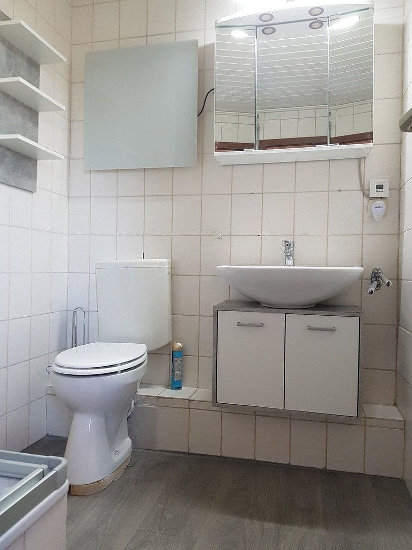 Prenájom bytu 3-izbový 130 m², Haselau, Šlezvicko-Holštajnsko Prenájom bytu 3-izbový 130 m², Haselau, Šlezvicko-Holštajnsko