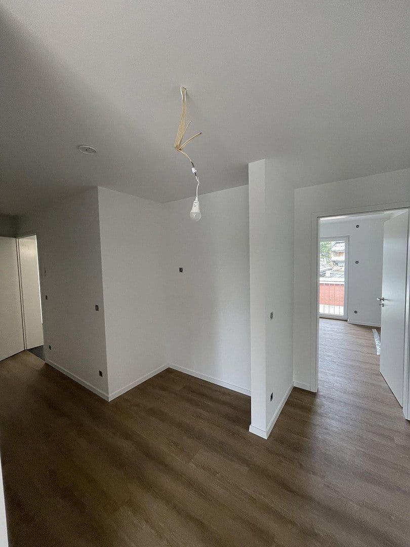 Prenájom bytu 3-izbový 88 m², Kempen, Severné Porýnie - Westfálsko Prenájom bytu 3-izbový 88 m², Kempen, Severné Porýnie - Westfálsko