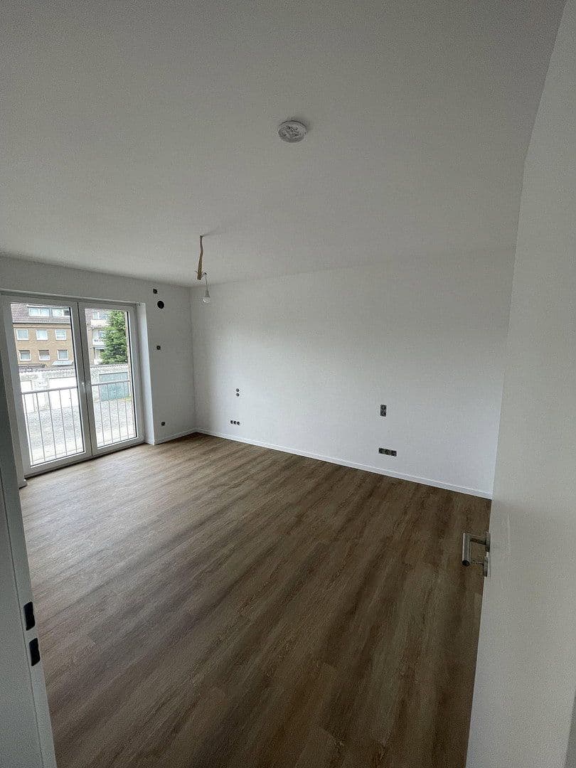 Prenájom bytu 3-izbový 88 m², Kempen, Severné Porýnie - Westfálsko Prenájom bytu 3-izbový 88 m², Kempen, Severné Porýnie - Westfálsko