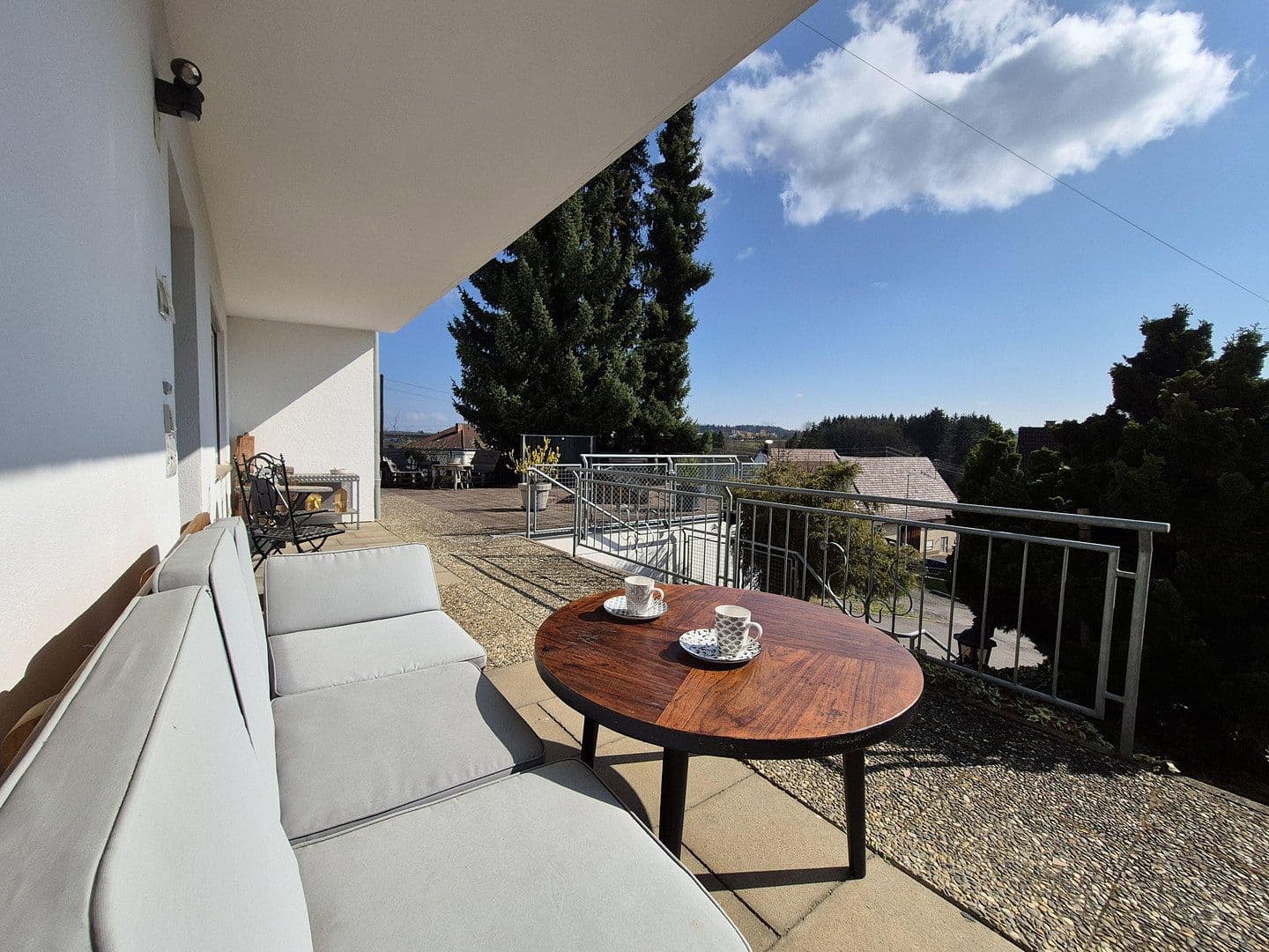 Predaj domu 283 m², pozemek 1.005 m², Unterdorf 24, Rottweil, Bádensko-Wurttembersko Predaj domu 283 m², pozemek 1.005 m², Unterdorf 24, Rottweil, Bádensko-Wurttembersko
