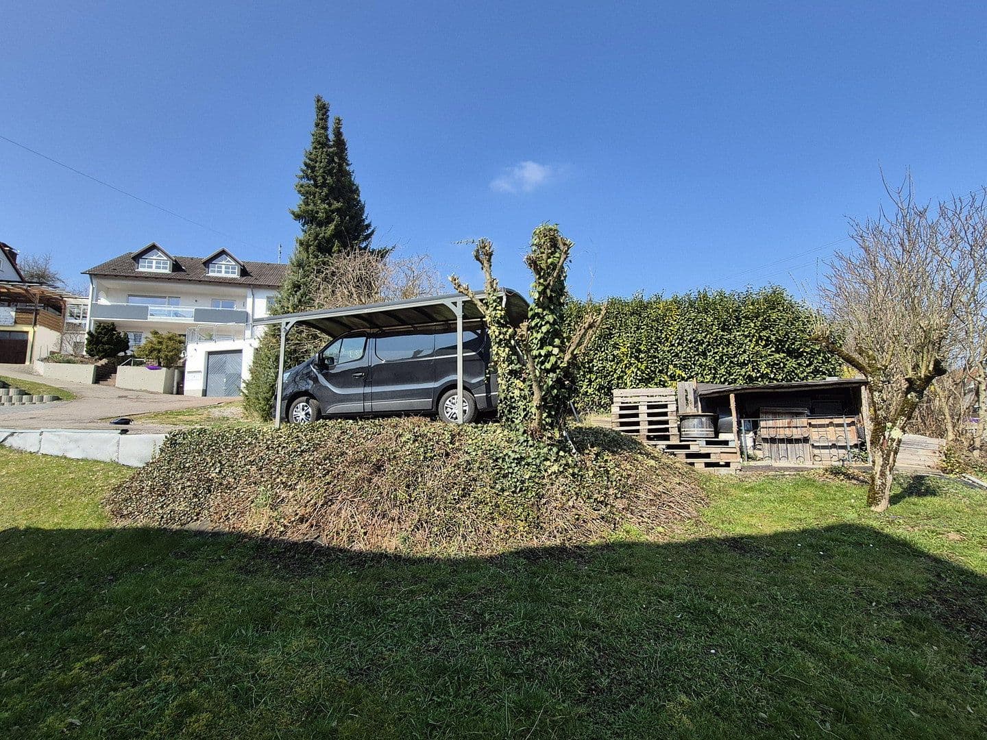 Predaj domu 283 m², pozemek 1.005 m², Unterdorf 24, Rottweil, Bádensko-Wurttembersko Predaj domu 283 m², pozemek 1.005 m², Unterdorf 24, Rottweil, Bádensko-Wurttembersko