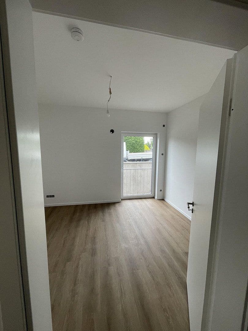 Prenájom bytu 4-izbový 122 m², Kempen, Severné Porýnie - Westfálsko Prenájom bytu 4-izbový 122 m², Kempen, Severné Porýnie - Westfálsko