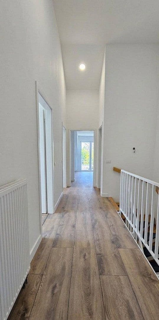 Prenájom domu 135 m², pozemek 325 m², Seestr. 13a, Hoppegarten, Brandenbursko Prenájom domu 135 m², pozemek 325 m², Seestr. 13a, Hoppegarten, Brandenbursko