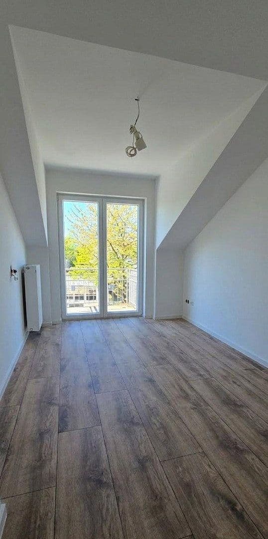 Prenájom domu 135 m², pozemek 325 m², Seestr. 13a, Hoppegarten, Brandenbursko Prenájom domu 135 m², pozemek 325 m², Seestr. 13a, Hoppegarten, Brandenbursko