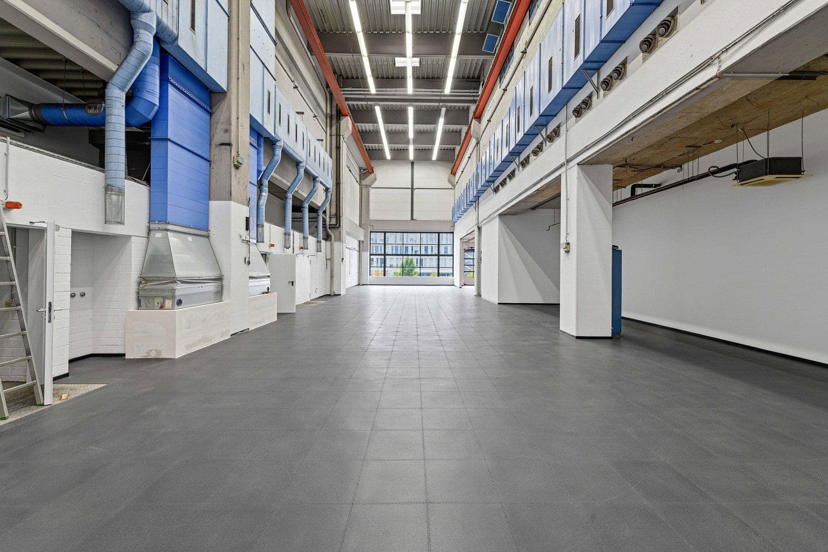 Prenájom nebytového priestoru 520 m², Moselstr. 14, Neuss, Severné Porýnie - Westfálsko Prenájom nebytového priestoru 520 m², Moselstr. 14, Neuss, Severné Porýnie - Westfálsko