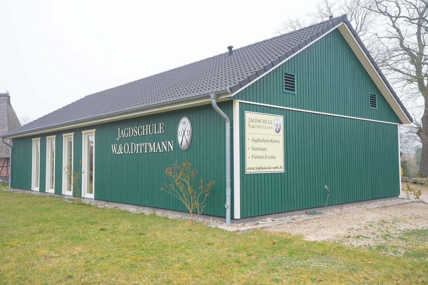 Predaj kancelárie 205 m², Lüneburger Landstraße 3, Garlstorf, Dolné Sasko Predaj kancelárie 205 m², Lüneburger Landstraße 3, Garlstorf, Dolné Sasko