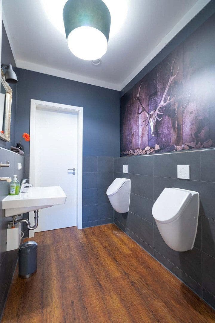 Predaj kancelárie 205 m², Lüneburger Landstraße 3, Garlstorf, Dolné Sasko Predaj kancelárie 205 m², Lüneburger Landstraße 3, Garlstorf, Dolné Sasko
