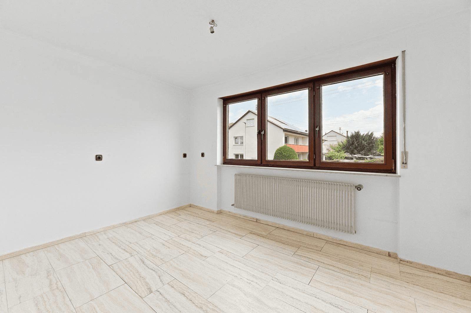 Predaj domu 320 m², pozemek 538 m², Gustav-Werner-Straße 10, Bönnigheim, Bádensko-Wurttembersko Predaj domu 320 m², pozemek 538 m², Gustav-Werner-Straße 10, Bönnigheim, Bádensko-Wurttembersko