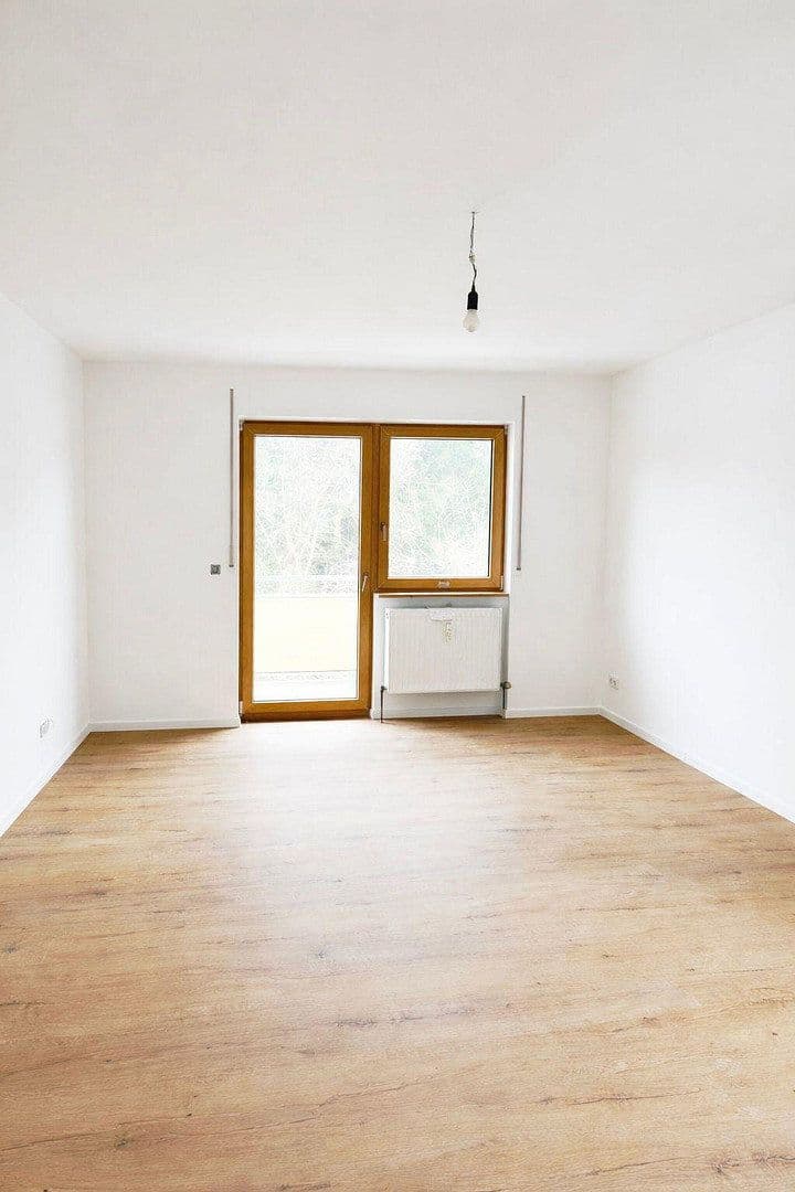 Prenájom bytu 3-izbový 84 m², Fürth, Bavorsko Prenájom bytu 3-izbový 84 m², Fürth, Bavorsko
