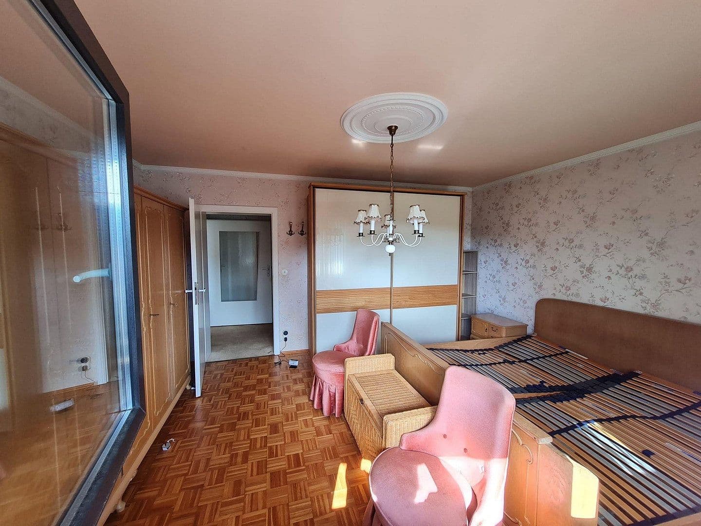 Predaj domu 250 m², pozemek 1.600 m², Homburg, Sársko Predaj domu 250 m², pozemek 1.600 m², Homburg, Sársko