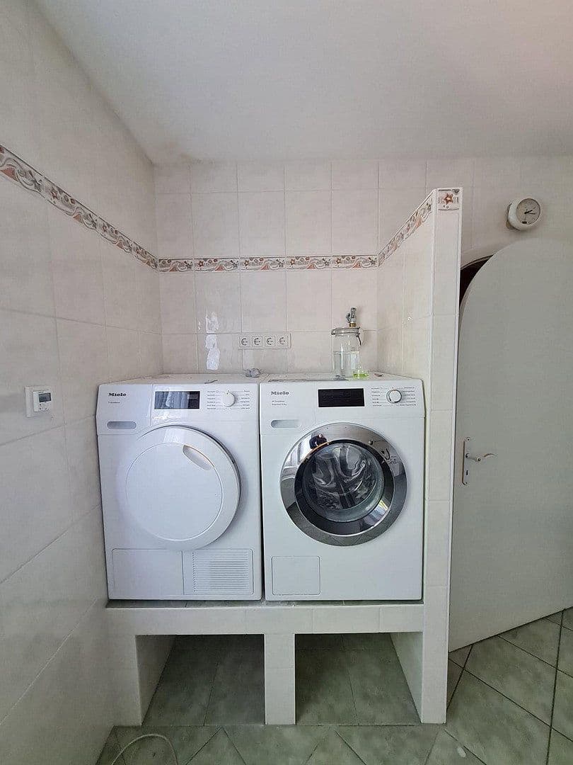 Predaj domu 250 m², pozemek 1.600 m², Homburg, Sársko Predaj domu 250 m², pozemek 1.600 m², Homburg, Sársko