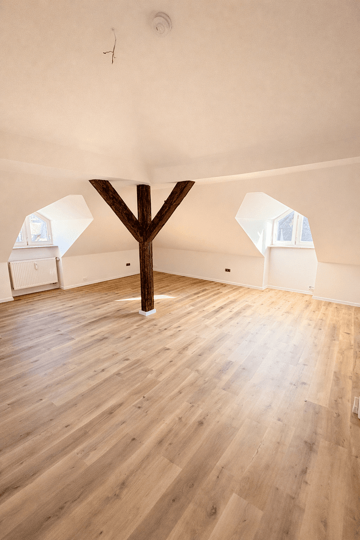 Prenájom bytu 4-izbový 131 m², Westliche Stadtmauerstraße 64, Erlangen, Bavorsko Prenájom bytu 4-izbový 131 m², Westliche Stadtmauerstraße 64, Erlangen, Bavorsko