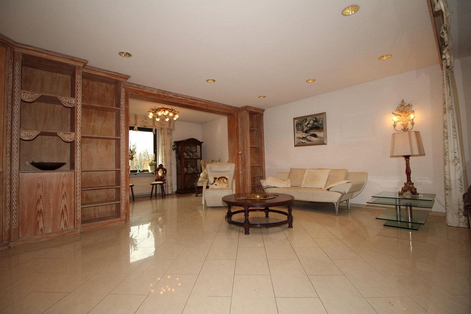 Predaj domu 308 m², pozemek 1.102 m², Zirndorf, Bavorsko Predaj domu 308 m², pozemek 1.102 m², Zirndorf, Bavorsko