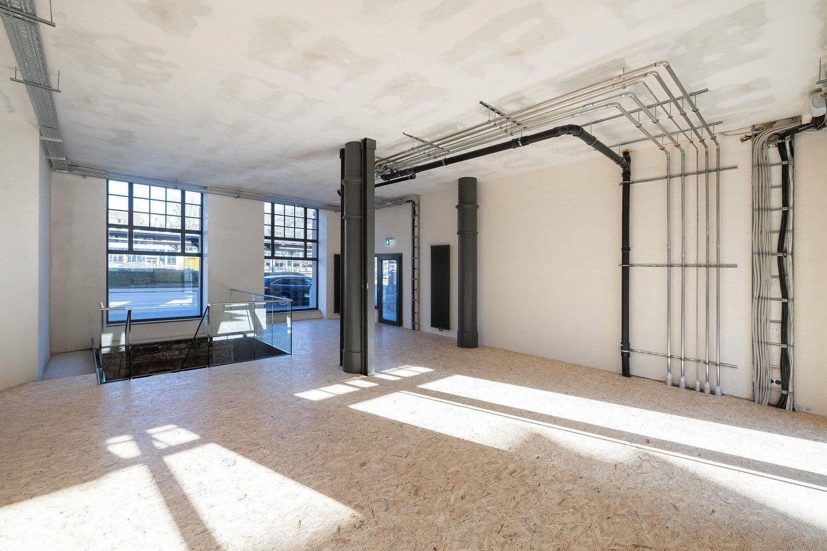 Prenájom kancelárie 265 m², Eisenbahnstr. 21, Waldshut-Tiengen, Bádensko-Wurttembersko Prenájom kancelárie 265 m², Eisenbahnstr. 21, Waldshut-Tiengen, Bádensko-Wurttembersko