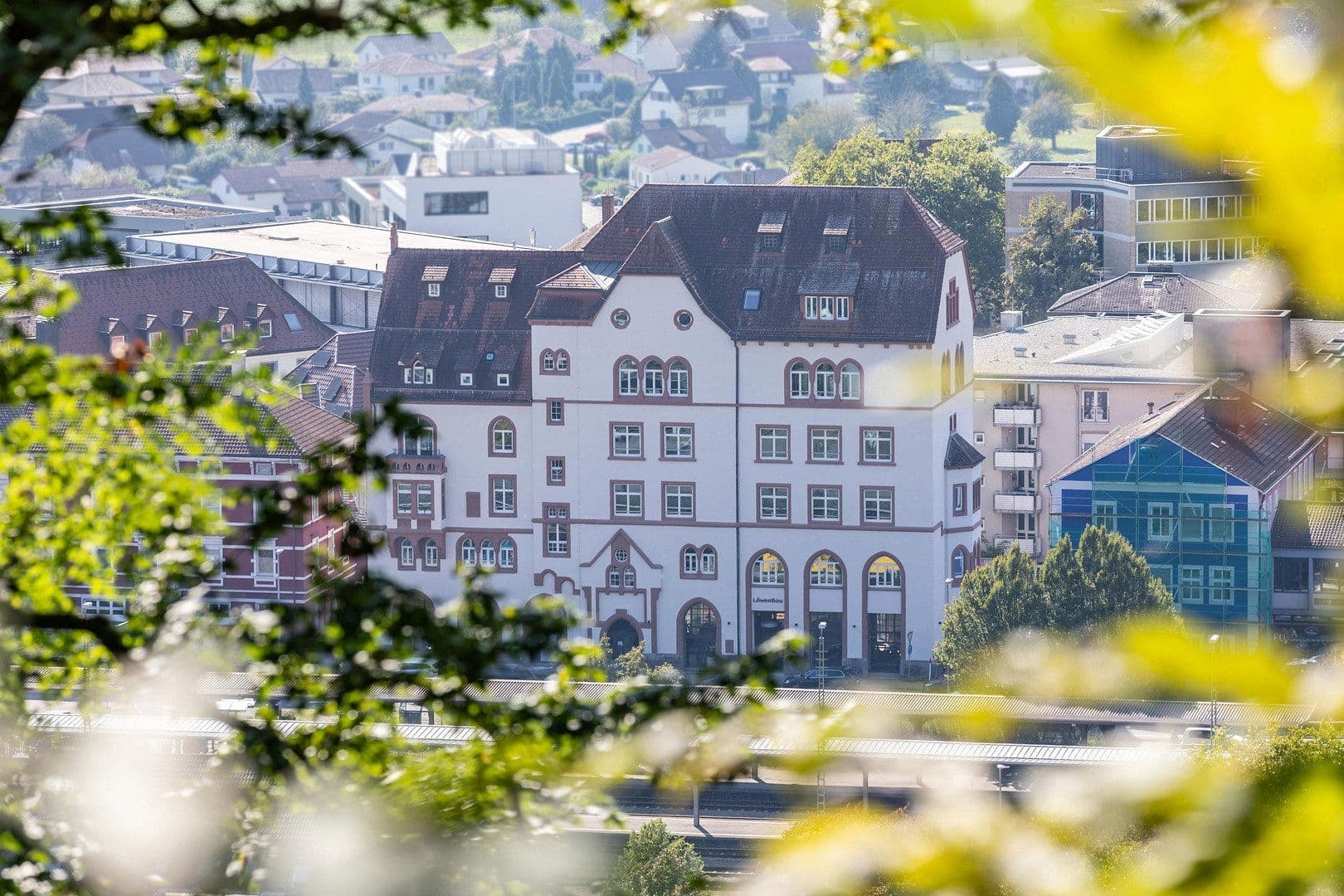 Prenájom kancelárie 265 m², Eisenbahnstr. 21, Waldshut-Tiengen, Bádensko-Wurttembersko Prenájom kancelárie 265 m², Eisenbahnstr. 21, Waldshut-Tiengen, Bádensko-Wurttembersko