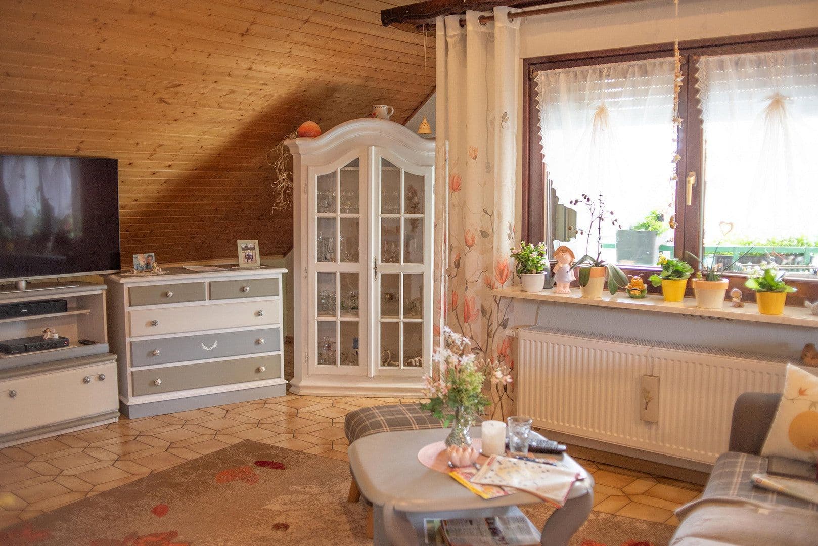 Predaj domu 226 m², pozemek 546 m², Fußgönheim, Porýnie-Falcko Predaj domu 226 m², pozemek 546 m², Fußgönheim, Porýnie-Falcko