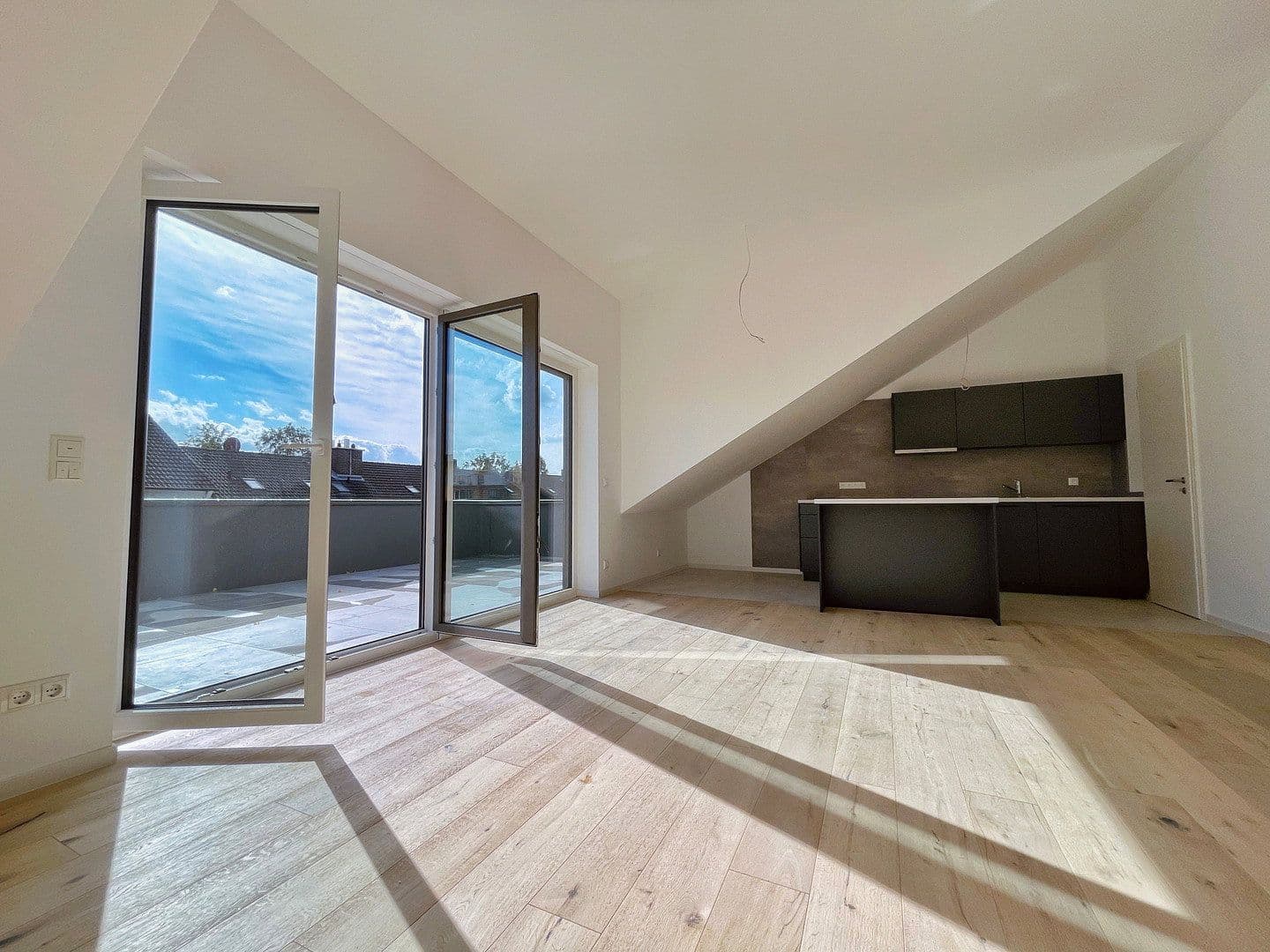 Prenájom bytu 2-izbový 92 m², Graslitzerstraße 16, Aschaffenburg, Bavorsko Prenájom bytu 2-izbový 92 m², Graslitzerstraße 16, Aschaffenburg, Bavorsko