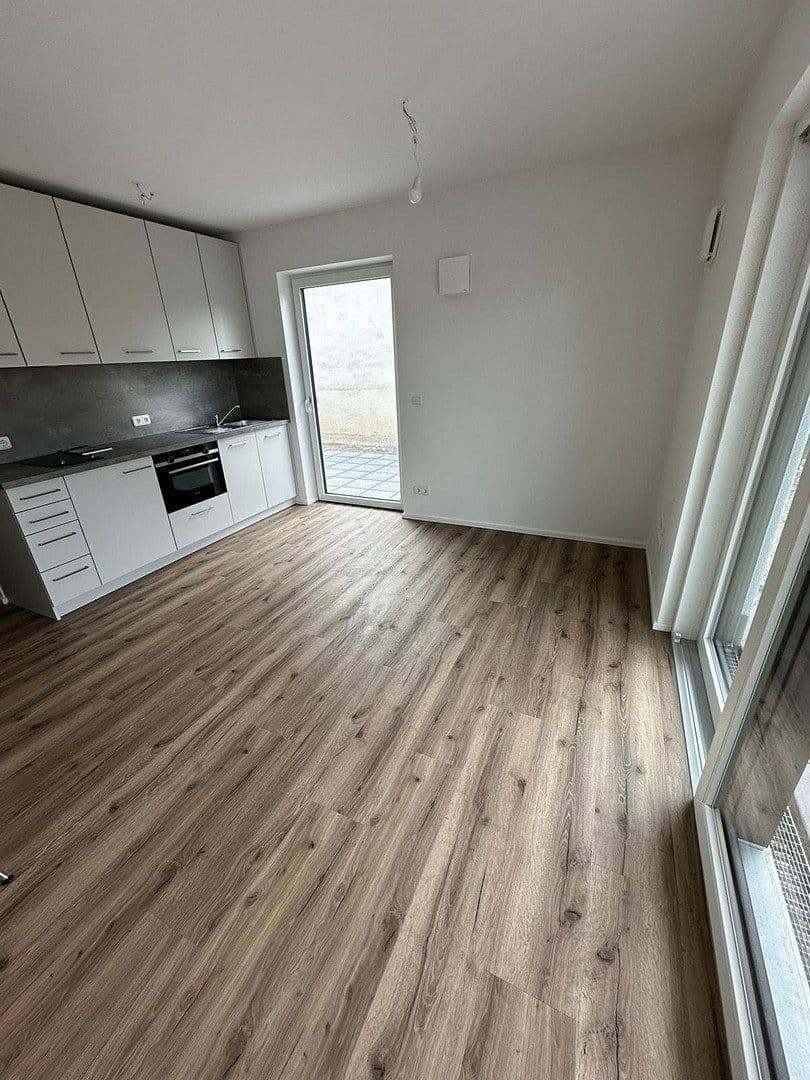 Prenájom bytu 1-izbový 35 m², Schleißheimerstrasse 433, München - Am Hart, Bavorsko Prenájom bytu 1-izbový 35 m², Schleißheimerstrasse 433, München - Am Hart, Bavorsko